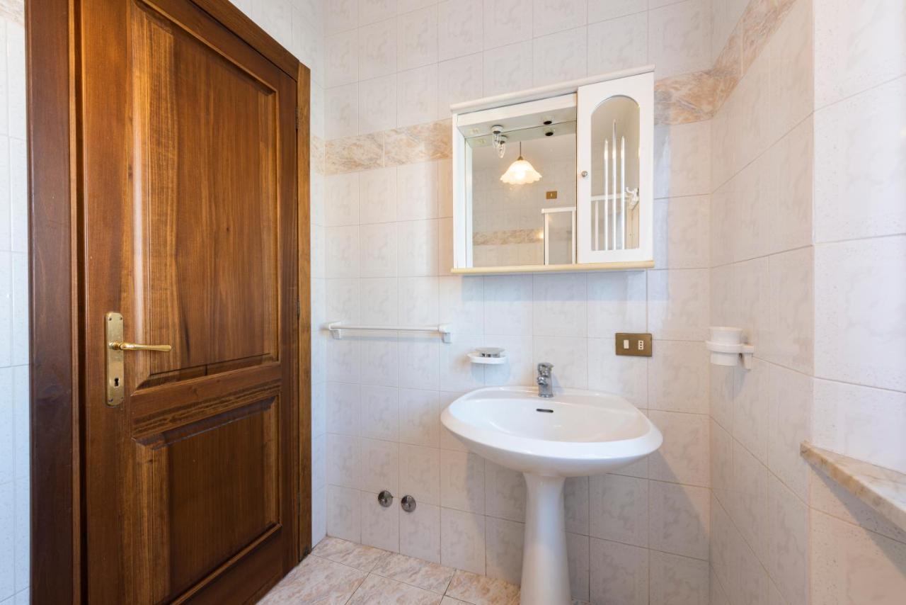 Residenza Tirrenia By Mmega Apartment Marina di Massa Bagian luar foto