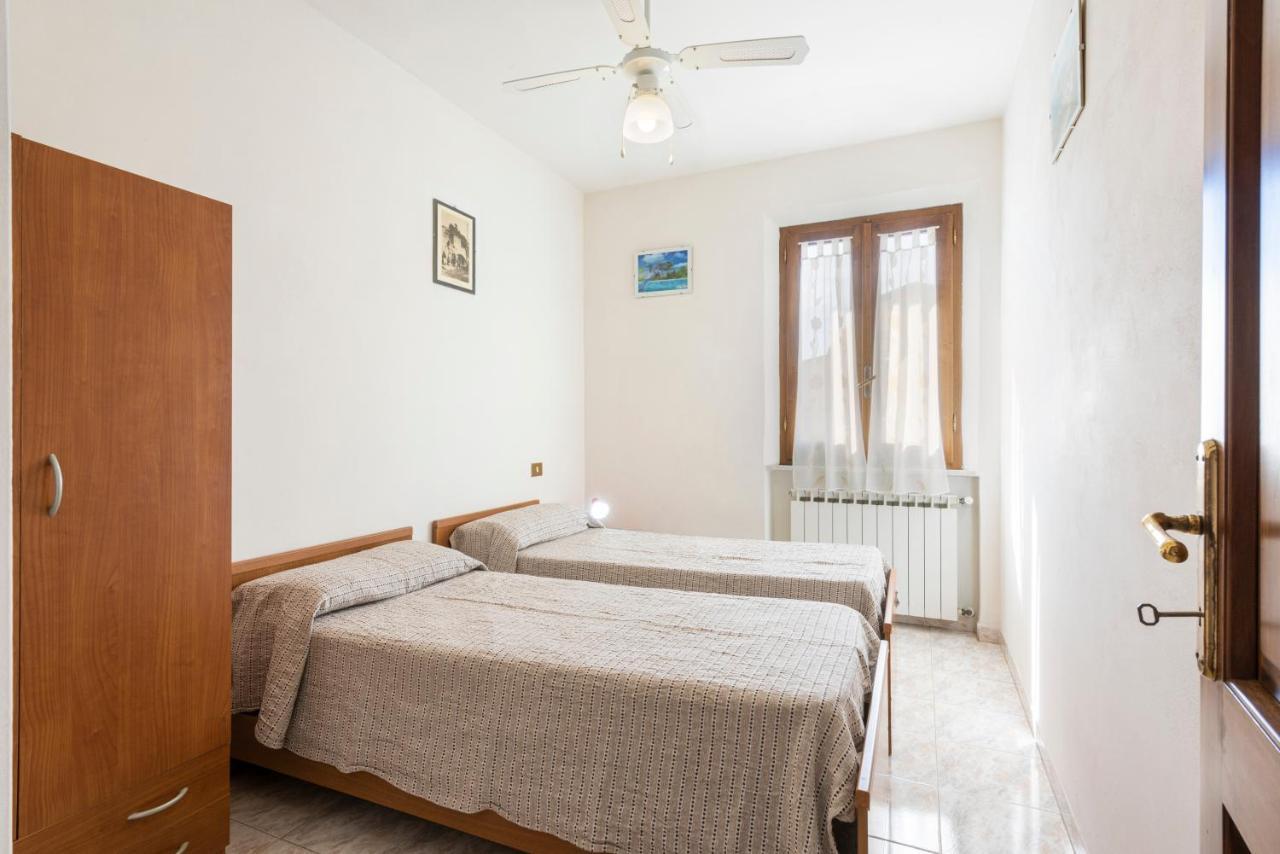 Residenza Tirrenia By Mmega Apartment Marina di Massa Bagian luar foto